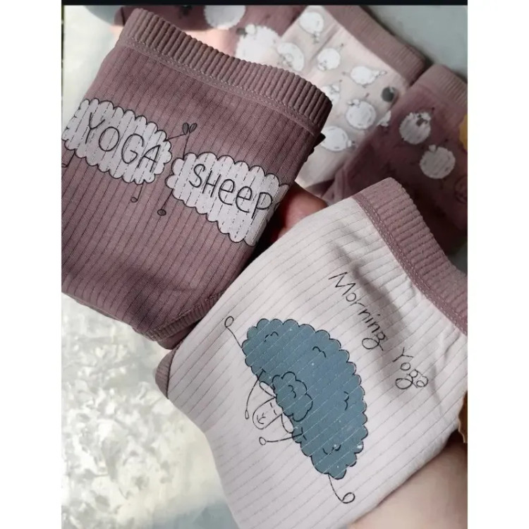 پک 3 عددی شورت فانتزی زنانه لاروزا مدل Yoga Sheeps نخ پنبه رنگ موکا سایز 40