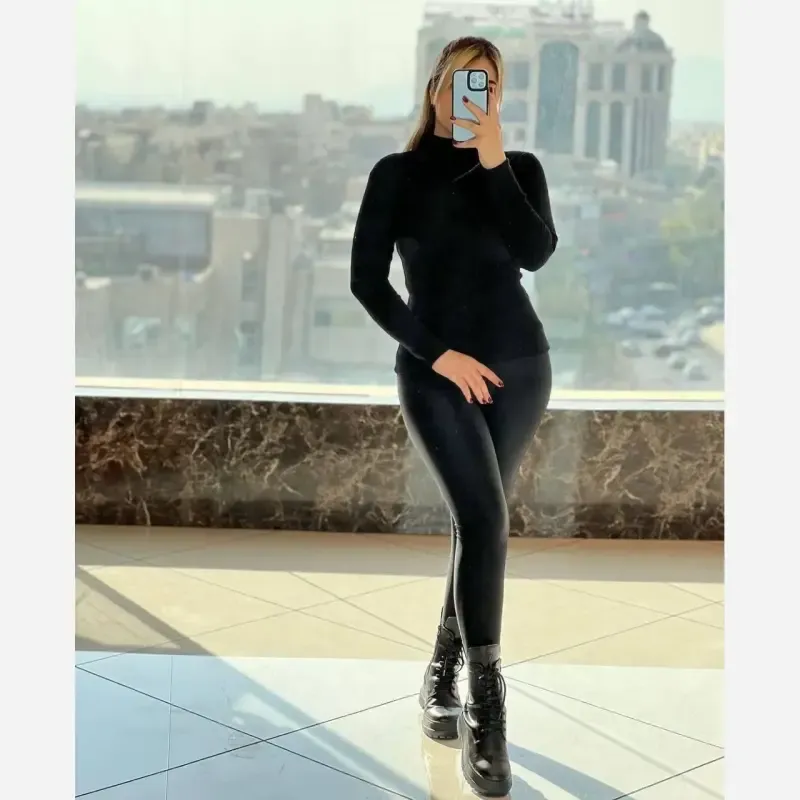 بلوز یقه اسکی زنانه جنس فانریپ کبریتی اعلا رنگبندی متنوع سایز فری سایز