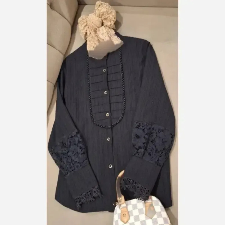 شومیز زنانه مدل آیجان جنس پارچه توکی درجه یک