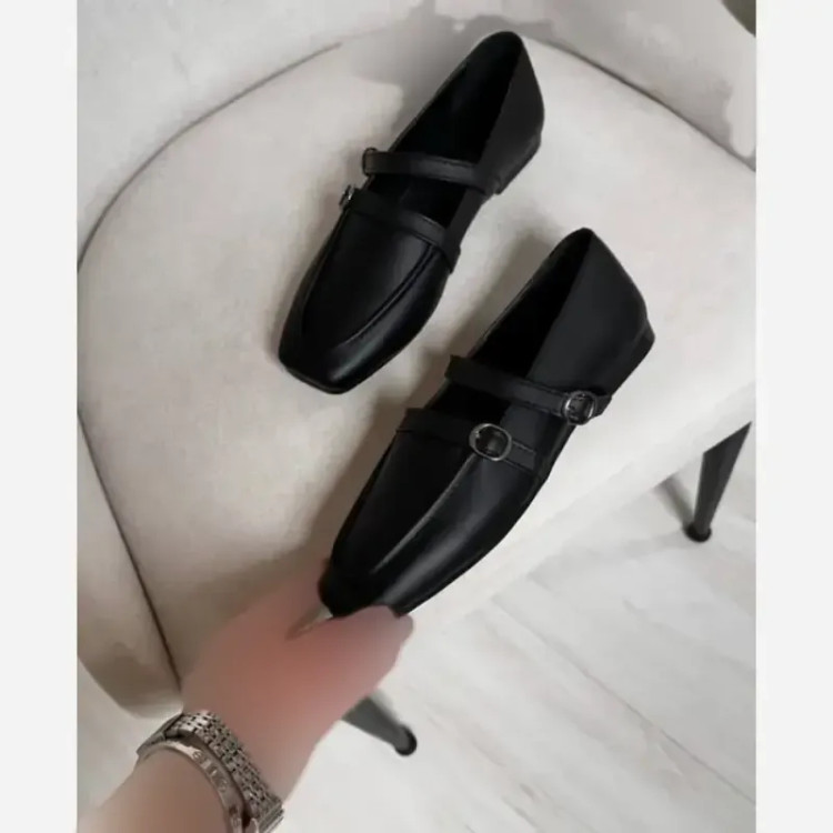 کالج زنانه جدید راحت و باکیفیت رنگ مشکی و قهوه ای سایز 37 تا 40